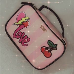 Makeup bag